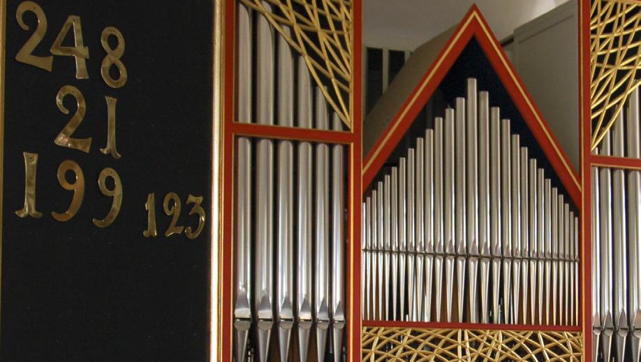 Tomas Wassenius, präst Efter fyra år som organist i Kvistofta församling avslutar jag nu min anställning för en tjänst som organist i Lomma församling.