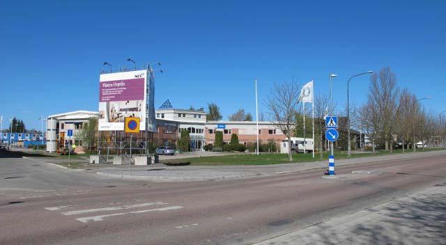 Stadsbild Förutsättningar Området består av kontorshus som är indragna med ett stort avstånd från gatorna, omgivna av grönytor och markparkering.