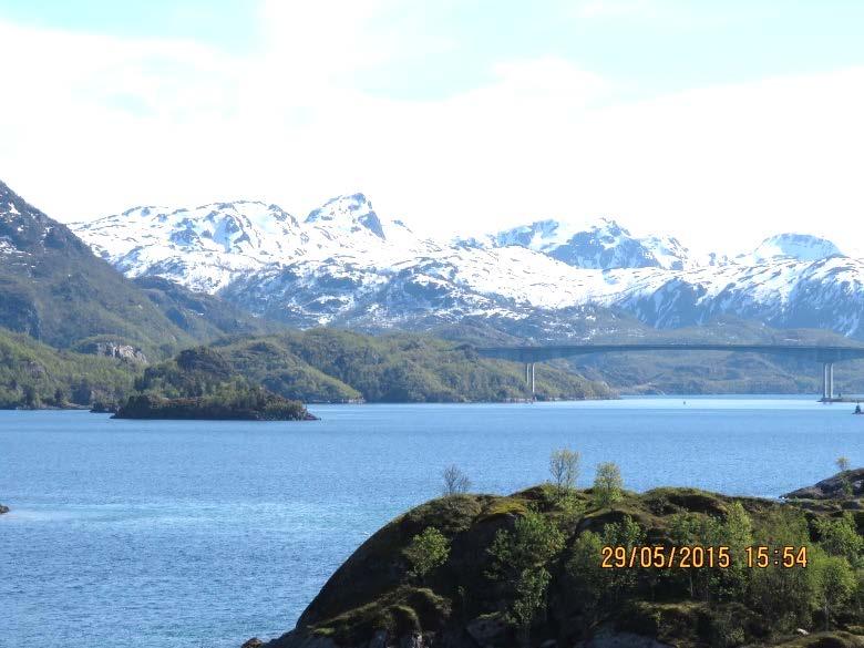 Vi gör en sjöresa inomskärs med vackra berg och djupa fjordar och besöker Bergen och Stavanger.