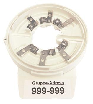 Tips: använd Avery 3668 (52x21 mm) etikett och utforma er egen etikett. Beroende på nationella regler, måste varje adresserbar detektor märkas med sektion och adress enligt OR-ritningarna.