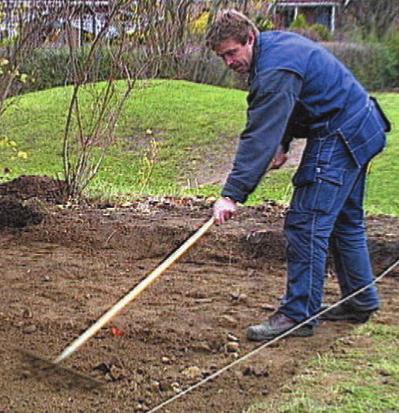 Trallvirke Syll Bjälklag på stolpfästen eller gjutna plintar. Golvbjälke Stödläkt Stolpfästen eller gjutna plintar.