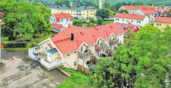 rok, 53 m² PRIS 695 000 kr AVGIFT 3 313 kr/mån VISAS On 18/9 kl 16:30-17:00 ADRESS