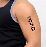 För deltagare i tävlingsklasserna på olympisk- och ½ distans finns även åldersklass-tatuering (för klasser 30, 40, 50, 60 och 70) som fästs på vänster vad.