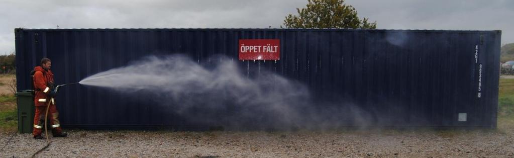 Empiriska försök Delar av vattensprayen från dimspik attack kan ha nått igenom brandgaserna och träffat den bakre väggen.