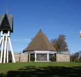 9-15 Kyrkan ligger omkring tre kilometer öster om Hillerstorp i Gnosjö kommun.