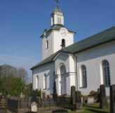 I västra väggen finns inmurad en runsten från 1000-talet Kyrkan ligger 15 km söder om Kalmar. 0480-77 04 00 www.svenskan.