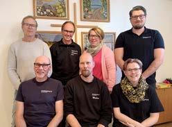 12.00. Finns det möjlighet så svarar vi även på andra tider. Välkomna! Översta raden från vänster: Mikael, Jonas, Caroline, Marcus Nedersta raden från vänster: Stefan, Mathias, Catrin Tack Ann-Marie!