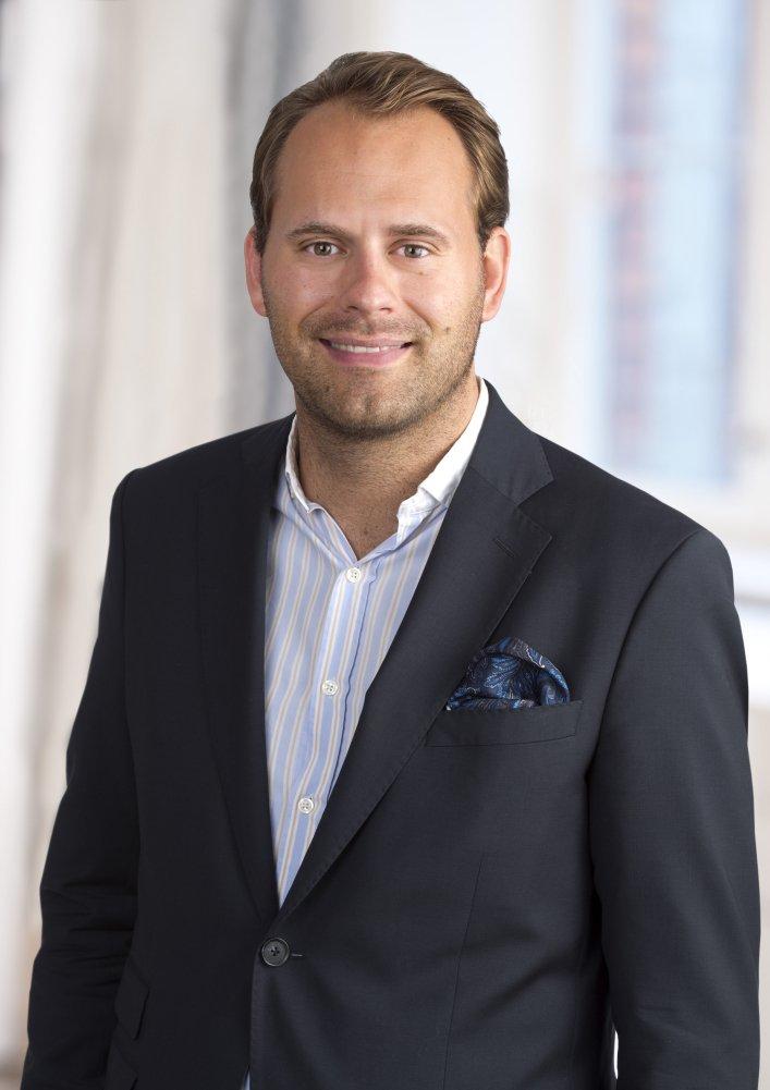 ERIK ANDERSSON Erik har jobbat på Fastighetsbyrån Östermalm sedan 2009 och har lång erfarenhet av sälj- och servicebranschen.