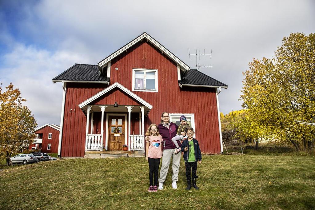 Familjen Andersson första värvningen av Projekt Kaxås: Det känns verkligen rätt Artikel 9 av 9 Projekt Kaxås Familjen Andersson är första familj inom ramen för Projekt Kaxås att flytta till byn.