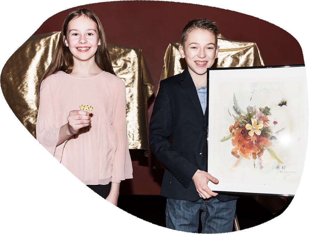 Svensson som målat motivet till 2018 års affisch var talespersoner för barns