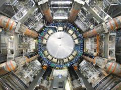 ALICE ATLAS CMS LHCb Partiklar kolliderar vid höga energier