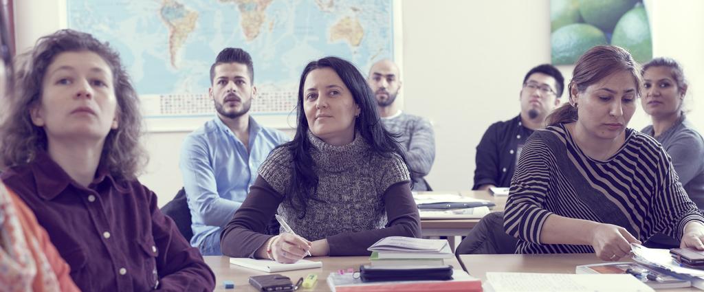 KONTAKTUPPGIFTER CAMPUS MÖLNDAL Campus Mölndal erbjuder utbildning inom Svenska för invandrare (Sfi), Grundläggande nivå, Gymnasial nivå och Särskild utbildning för vuxna (Särvux).