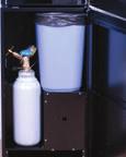 EVO Standard med underskåp, innehåller: Fäste för vattenfilter (tillval) Sumpgenomföring 25L / 6kg sumplåda 1 rulle (25st)