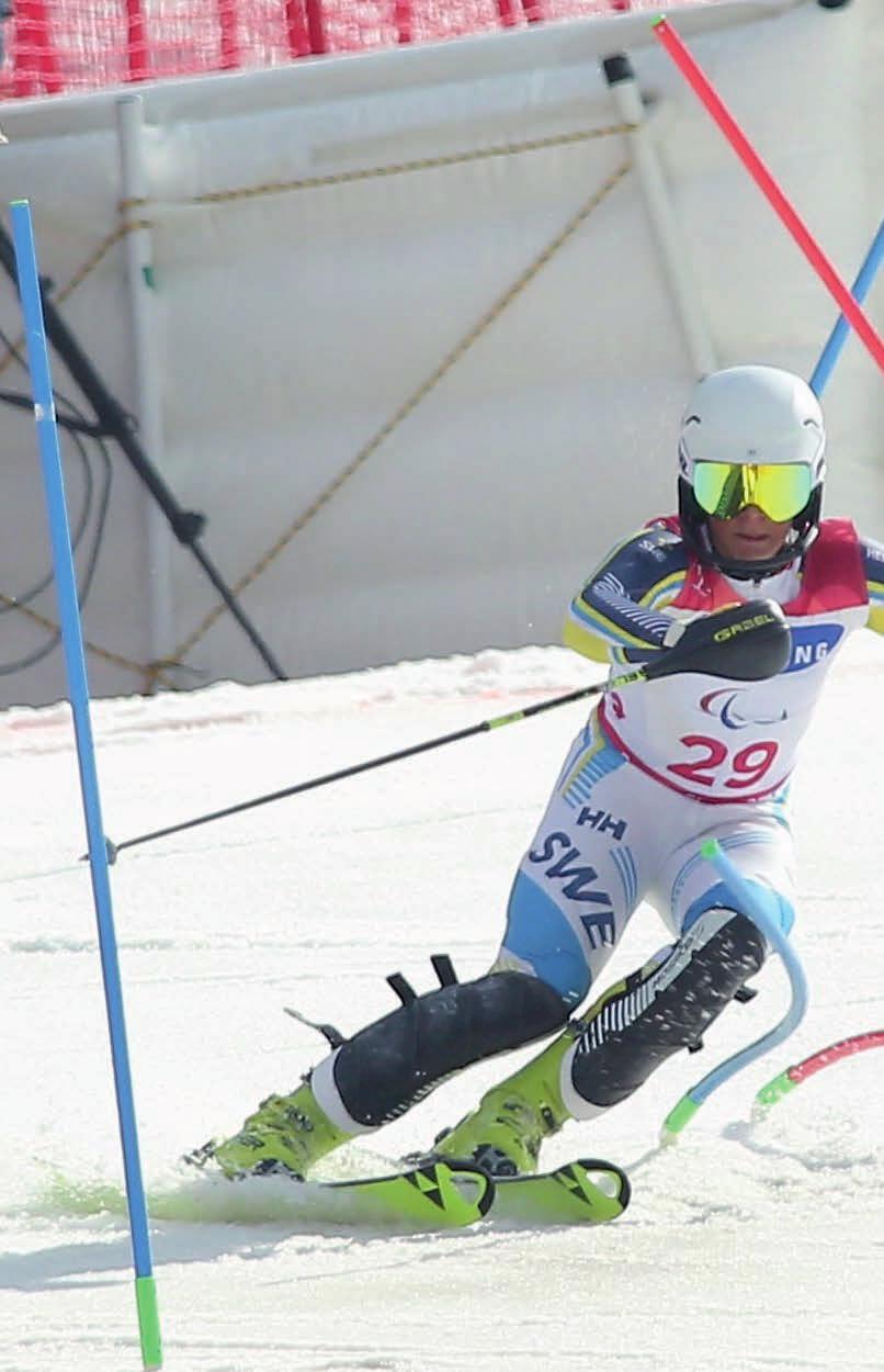 VERKSAMHET var det full fokus mot Paralympics i PyeongChang, med träningar och tävlingar i både stående och sitski.