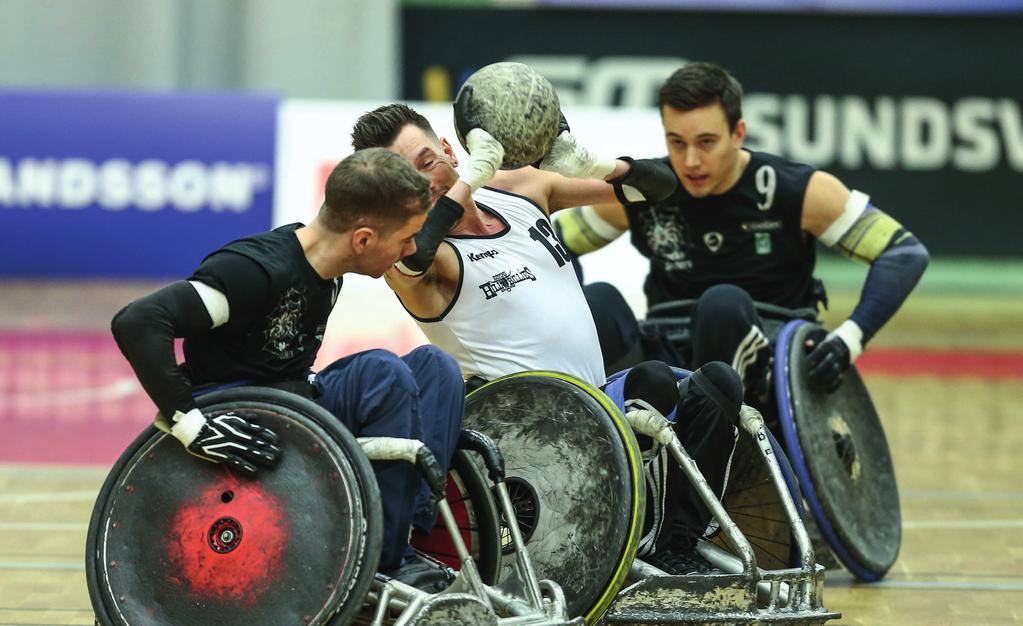 Rullstolsrugby Showdown SAMMANSÄTTNING Magnus Krossén, ordförande. Markus Jansson, ekonomiansvarig. Magnus Bustad var tävlingsansvarig till och med april. Rollen är för närvarande vakant.