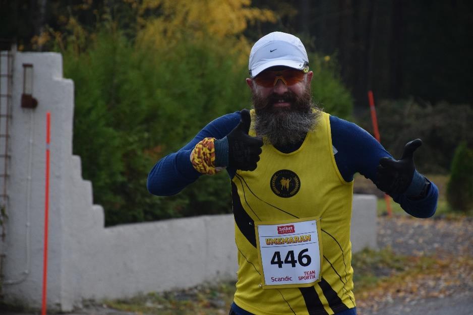 Från Jalles uppmärksammade vi Jenny-Ann Danells silver i K45 på den fina tiden 3.37.13. Distansen 21 km samlade 98 fullföljande löpare. Snabbast var Patrik Wikström, IFK Umeå på fina 1.12.35.