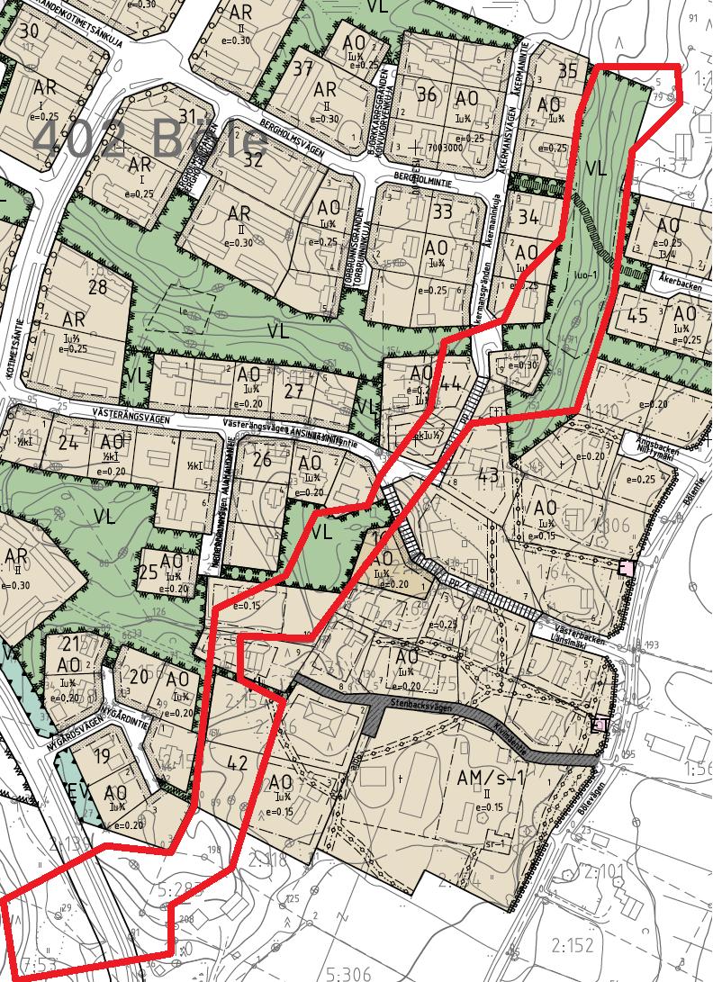 S i d a 14 Förslag till bemötande: Det område som planändringen berör är i dagsläget en del av privatägd tomtmark, och därför kan det inte anses motiverat för kommun att lösa in marken.