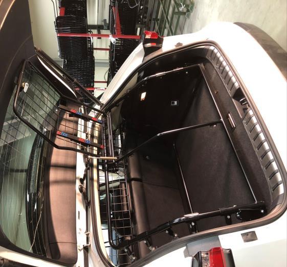 Grind modell 2 dubbeldörr i en Lexus NX 2015 -