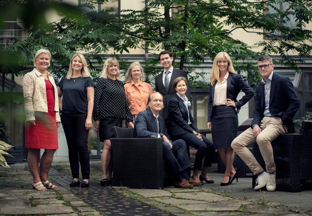 På SwedSec arbetar bland annat jurister och ekonomer med mycket god kännedom om finansmarknaden.