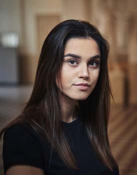 Samhällsvetenskapsprogrammet Programkurser Gymnasiegemensamma kurser Engelska 5 Engelska 6 Historia 1b Idrott och hälsa 1 Matematik 1b Matematik 2b Naturkunskap 1b Religionskunskap 1 Samhällskunskap