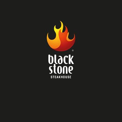 BLACKSTONES PIZZOR serveras MED TOMATSÅS och MOZZARELLAOST ALLA pizzorna går att få gluten- och laktosfria LÅGTEMPAD