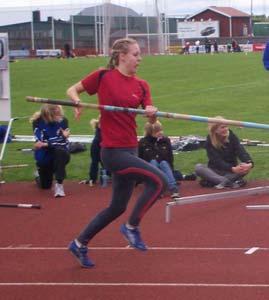 9.(7)Boel Tetens VIF Gute 6:a i längd på Island Games bara resultat 5,34 hopade 5,37 i för mycket vind i första seriematchen där hon blev