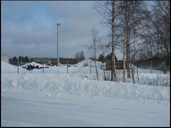 3 UTGÅNGSPUNKTER 3.1 REDOGÖRELSE FÖR FÖRHÅLLANDENA I PLANERINGSOMRÅDET 3.1.1 Allmän beskrivning av området Planläggningsområdet omfattar den s.k. Soneratomten, en körövningsbana och en parkremsa invid Närpesvägen söder om Skrattnäsvägen.