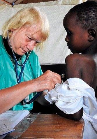 Vinsterna är dels tre litografier vardera av de kenyanska konstnärerna Sam Olu och Jomo Mbai, dels en litografi av konstnären Per-Olof Olsson, totalt sju stycken.