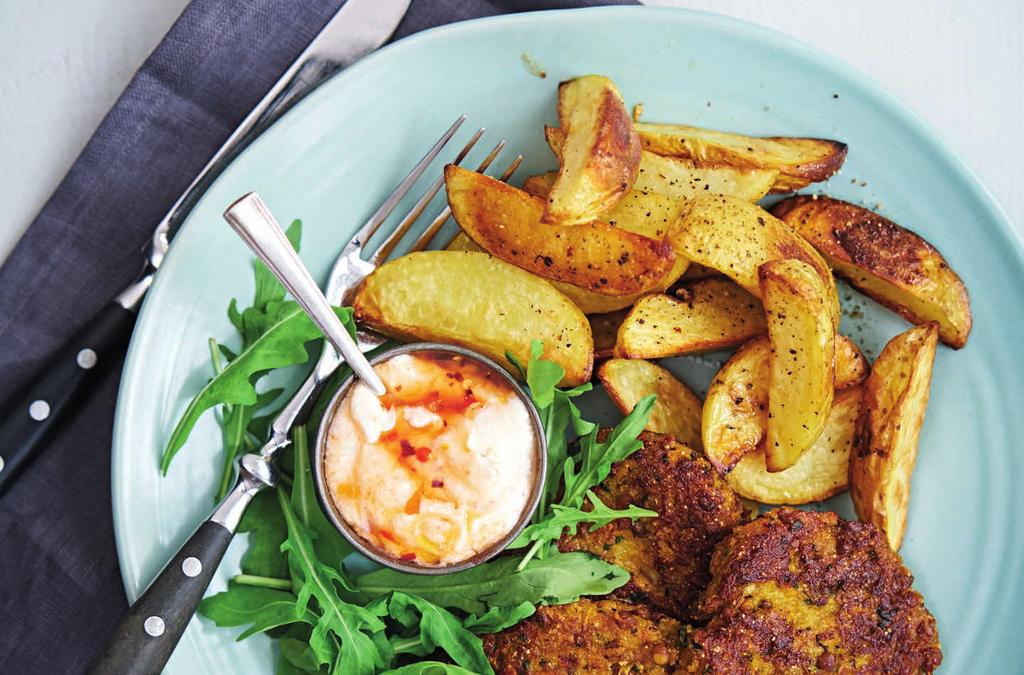 RECEPT 2 40 MIN 667kcal/port Energi från: Fett 15g Kolhydrater 98g Protein 34g Linsbiffar med klyftpotatis Goda vegetariska biffar på linser och morot.