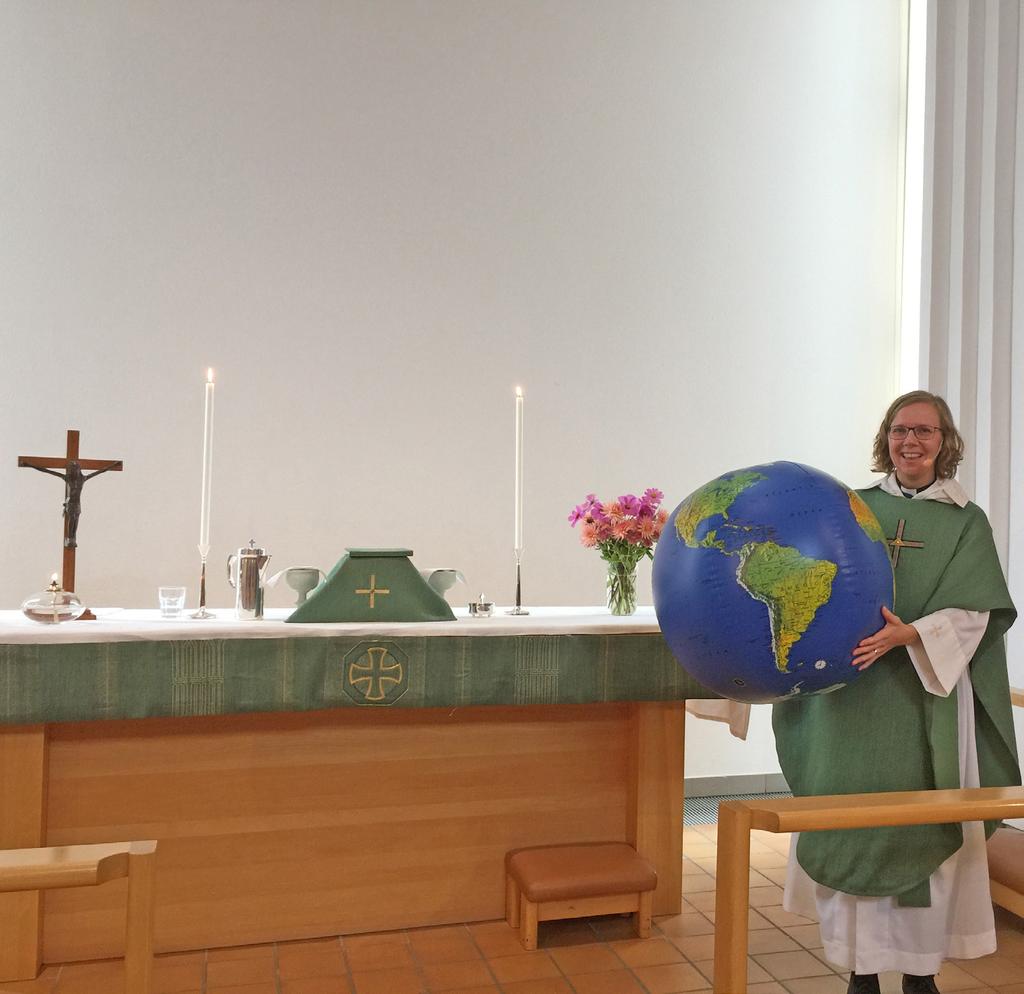 M ÅNADSBLAD Oktober 2019 LÖTENKYRKAN MIKAELS SÄVJA CROSS CULTURE Öster och väster fyller du med jubel. Du tar dig an jorden och ger den regn, du gör den bördig och rik.