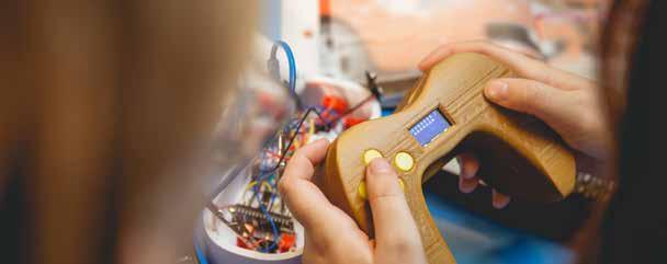 TEKNIK- PROGRAMMET Du som är intresserad av teknik, design eller programmering och vill ha många dörrar öppna till högre studier välj Teknikprogrammet på VBU!