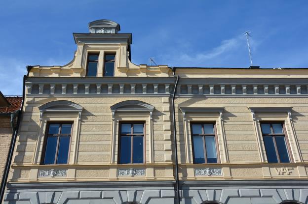 Historik Byggnaden som kallas för Arbetarföreningens hus är belägen inom fastigheten Märta 22 på Slottsgatan 19 i Västerås.