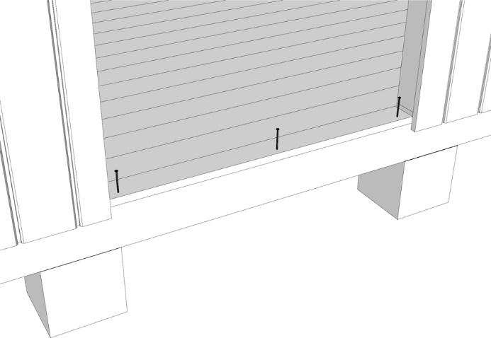 17. Om dörrmodul har monterats så tillpassa en bit av golvträ under dörrkarmen. Montera fönster och dörr, utsida karm = utsida panel. Väg av fönster och dörrkarm med vattenpass.