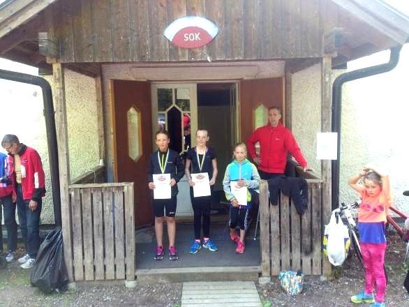 - - 4 - - Wilda Lundkvst - - 3 - - Olivia Waldman - - 5 - - Emma Åhlander - 2 - - - Pojkar 8-9 år, födda 2005 2006 Plac Plac Plac Plats- Total Lopp 1 Lopp 2 Lopp 3 siffra plac Viggo Lindberg 1 1 1 2