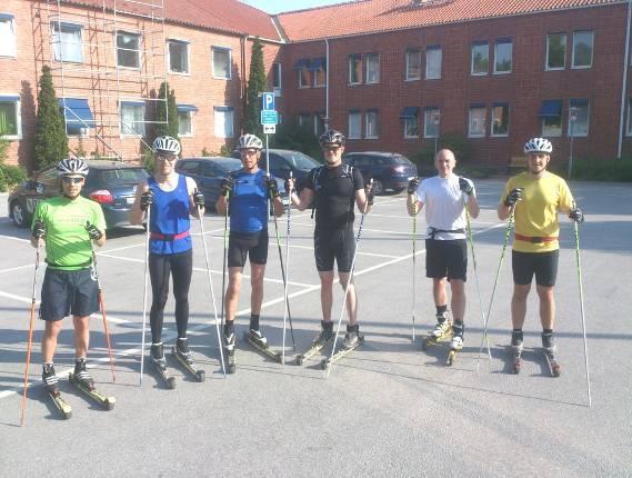 - varierande innehåll såsom gymnastik, intervaller och skidgång med stavar - upplagda så att alla kan vara med och träna tillsammans, både klubbelit och de mera otränade - vi är aldrig långt från