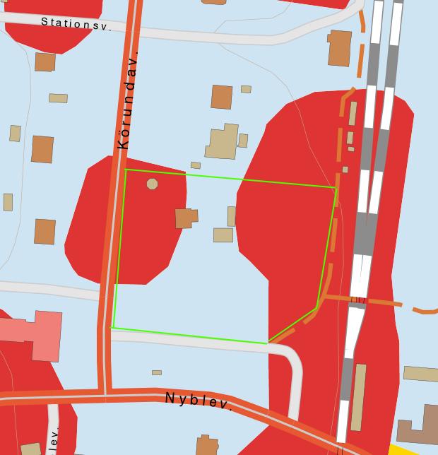 7.3 Jordartskarta Enligt jordartskartan från SGU utgörs jorden i området av sandig morän (ljusblå färg) och berg (röd färg), se Figur 2. Figur 2: Bild beställd från SGU.se. Det undersökta området är grönmarkerat.