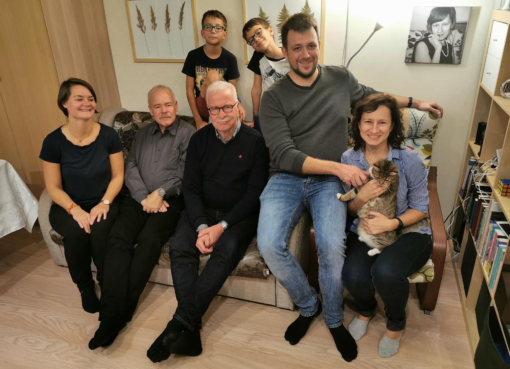 samling. Många ryssar och pastorer har flyttat till USA, och bara i hans stad fanns över 100 ryska församlingar.