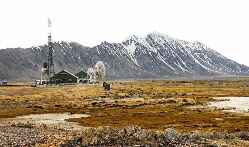 Donerade boksamling fick arktiskt bibliotek Sedan 1972 har naturgeografen Jonas Åkerman forskat och gjort årliga permafrostmätningar vid