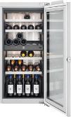 frysutrymme Infrysningskapacitet 12 kg/24 timmar Lagringstid vid strömavbrott 23 timmar 3 frysfack Nettovolym 98 liter Energieffektivitetsklass A+ på en skala från A+++ till D 2 x Kylklamp 1 x