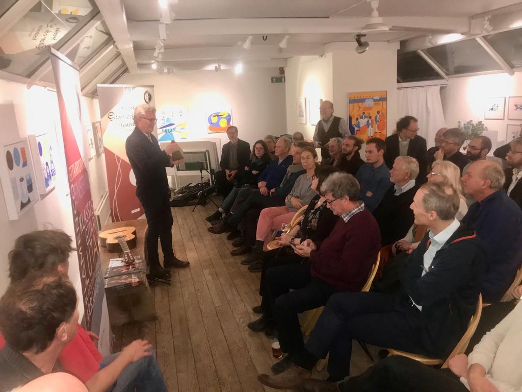 Tisdagar Gitarr och Lutasällskapet Efter en överenskommelse mellan Gitarr- och Lutasällskapet - SGLS och Nordens Ljusklubben har föreningen nyttjat våra lokaler en tisdag i månaden.