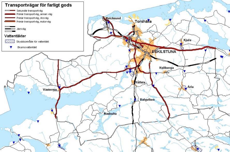 BAKGRUND Kartbild transportvägar farligt gods och vattentäkter Klimatförändringar De klimatförändringar som sker tyder på en ökad risk för extremväder, dvs längre varma och torra perioder, längre