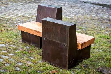 sound bench placed outside Skissernas Museum. Combining manipulations of words and field recordings the work reflects practices of sitting. What are the forces set in motion by sitting?