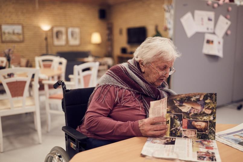 vardagsrehabilitering. Målet är att dden enskilde ska få behålla sin självständighet och integritet genom att få stöd att göra de man klarar av själv.