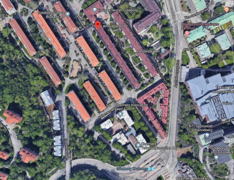 4 REGLERING, KOSTNADSTÄCKNING OCH BYGGSKEDE 4.1 PARKERING PÅ GATUMARK De närmaste gatorna inom 200 meter (se gulmarkerad linje i Figur 9) har reglerad parkering med avgift, P10 min, P30 min.