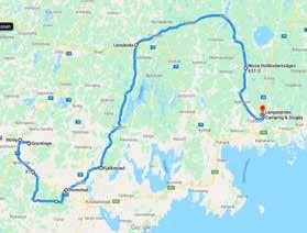 Huset vi ska övernatta i är ett stort, gult trähus som ligger ända nere vid sjön i en fantastisk miljö. Kommaframölen intas i solskenet och under glada tillrop, alla pratar med alla!