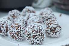 Chokladbollar med mörk choklad cirka 25 st.