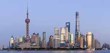 Fuktigt subtropiskt klimat med fyra distinkta årstider. K a n t o n Guangzhou eller Kanton är huvudstad i provinsen Guangdong i södra Kina.