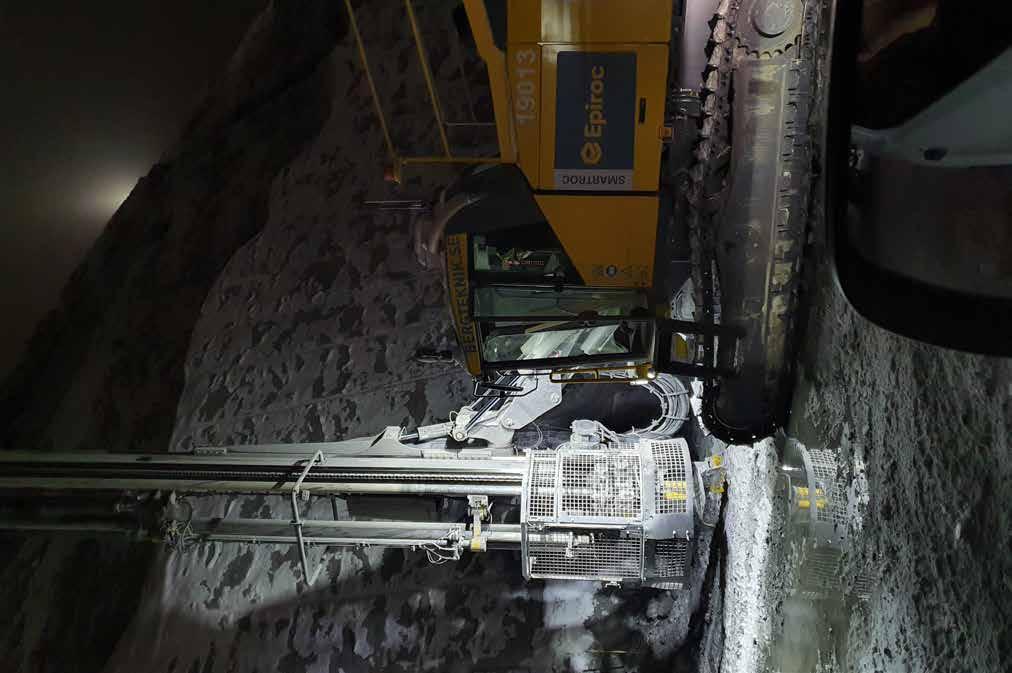 Pågående borrning i Aitikgruvan med Norrbottens Bergtekniks nya D65