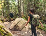 På Isaberg finns ett stort utbud av leder i naturen runt berget.