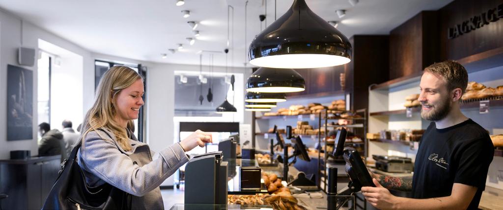 Affärsområde Cash Management april-juni april-juni För ändring, % jan juni jan juni R12M helår Orderingång, Mkr 175 256 32 504 611 944 1 050 varav organisk tillväxt, % 31 18 16 Nettoomsättning, Mkr